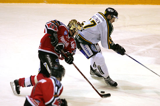 19.11.2005 - (Ässät-Ilves)