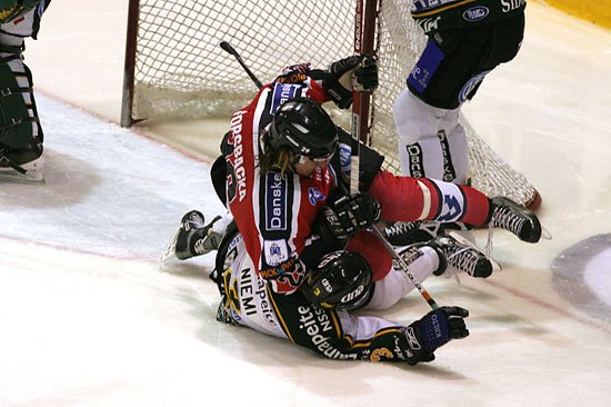 19.11.2005 - (Ässät-Ilves)