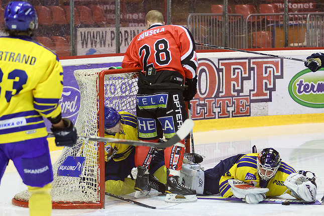 22.1.2011 - (Ässät A-Lukko A)