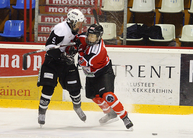 22.1.2011 - (Ässät B-TPS B)