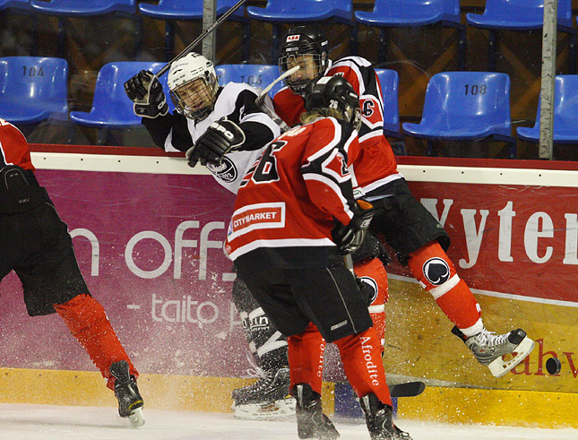 22.1.2011 - (Ässät B-TPS B)