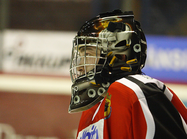 22.1.2011 - (Ässät B-TPS B)