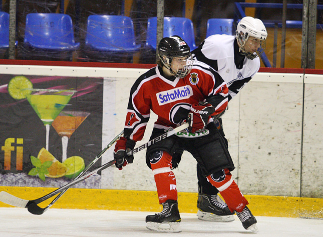 22.1.2011 - (Ässät B-TPS B)