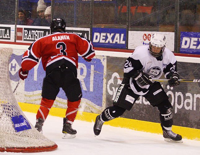 22.1.2011 - (Ässät B-TPS B)