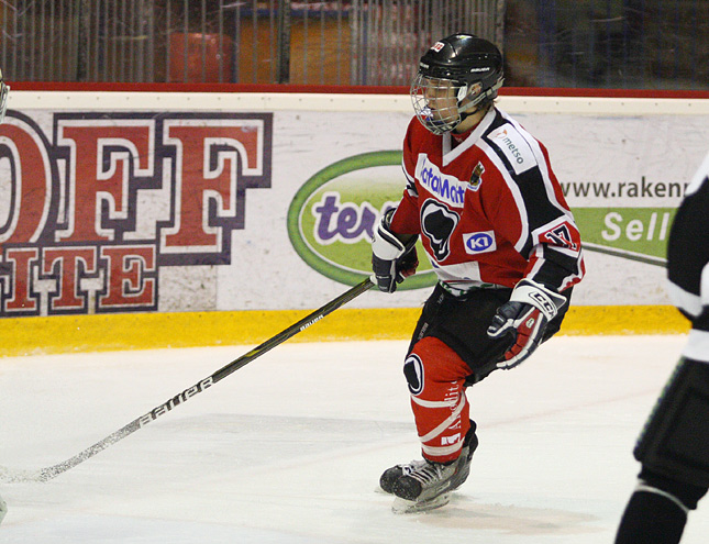 22.1.2011 - (Ässät B-TPS B)