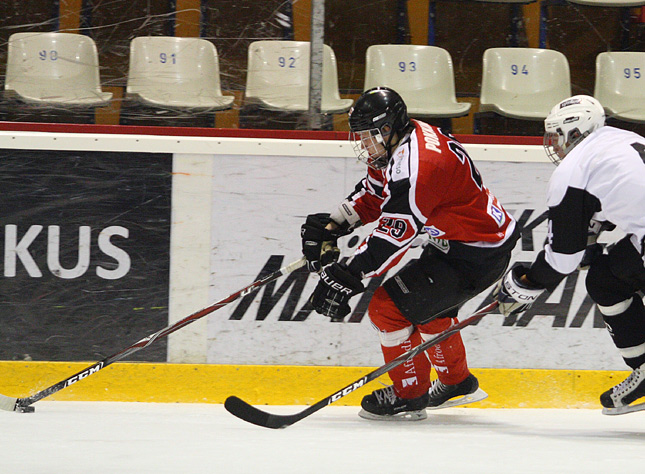 22.1.2011 - (Ässät B-TPS B)