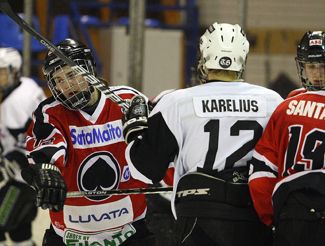 22.1.2011 - (Ässät B-TPS B)