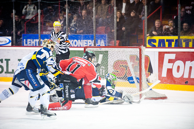 18.3.2011 - (Ässät-Blues)