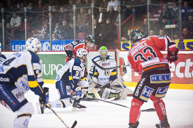 18.3.2011 - (Ässät-Blues)