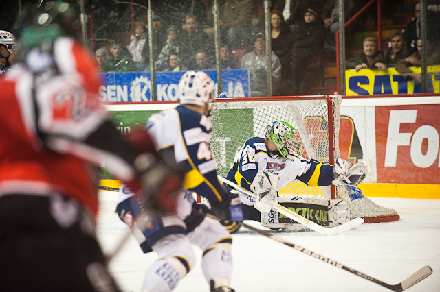 18.3.2011 - (Ässät-Blues)