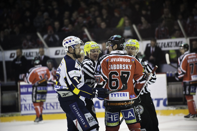 21.3.2011 - (Ässät - Blues)