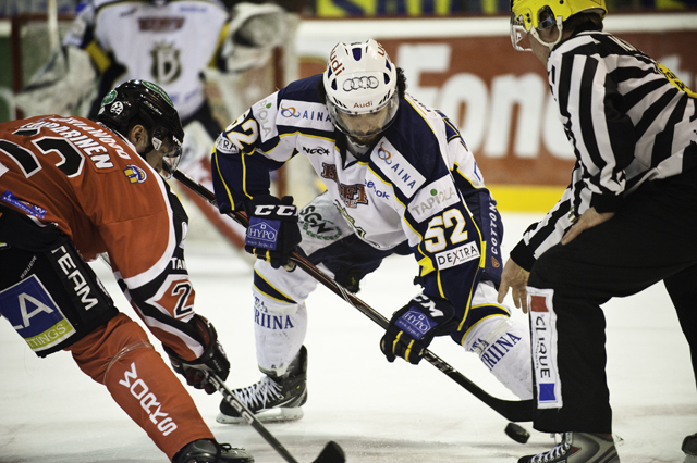 21.3.2011 - (Ässät - Blues)