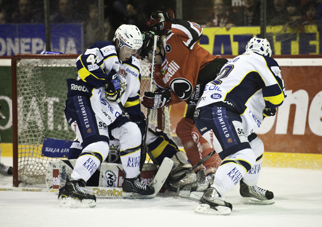 21.3.2011 - (Ässät - Blues)