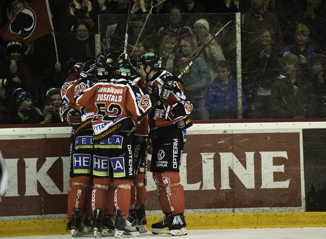 21.3.2011 - (Ässät - Blues)