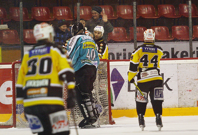 26.3.2011 - (Kärpät-RB-93)