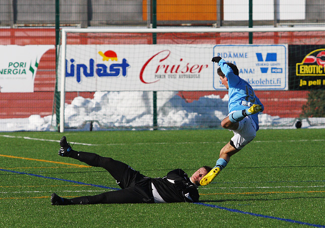 30.3.2011 - (FC PoPa-FC Haka)