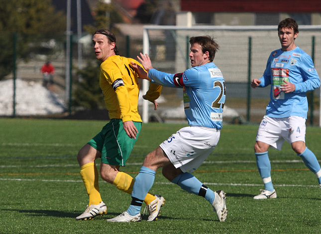 16.4.2011 - (FC PoPa-Ilves)