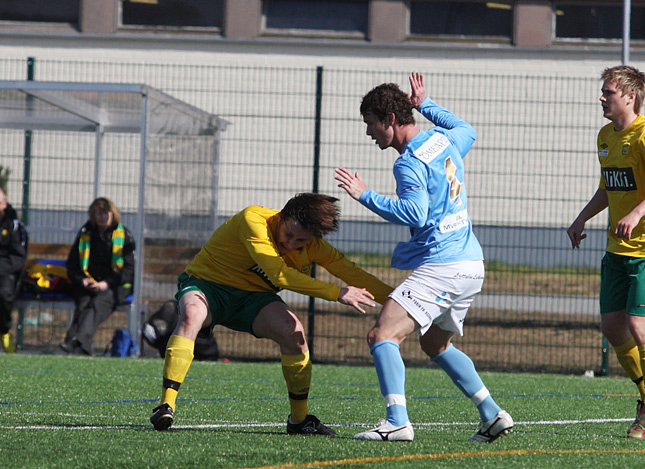 16.4.2011 - (FC PoPa-Ilves)