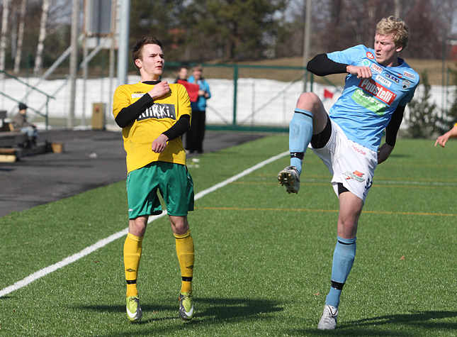 16.4.2011 - (FC PoPa-Ilves)