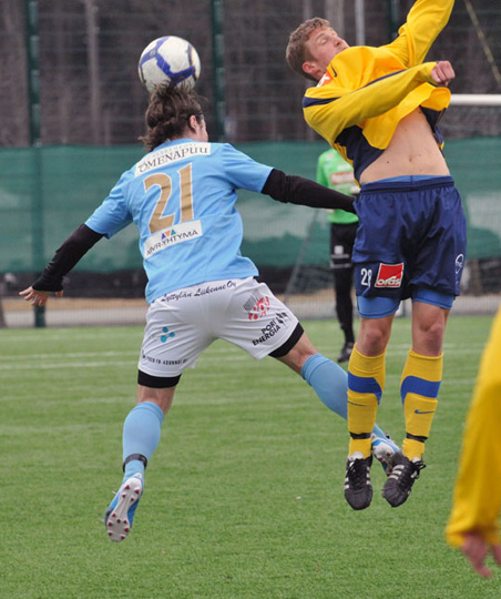 21.4.2011 - (FC PoPa-Pallo-Iirot)