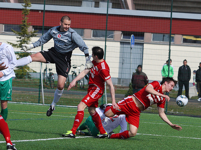 30.4.2011 - (FC Jazz-Tampereen Palloveikot)