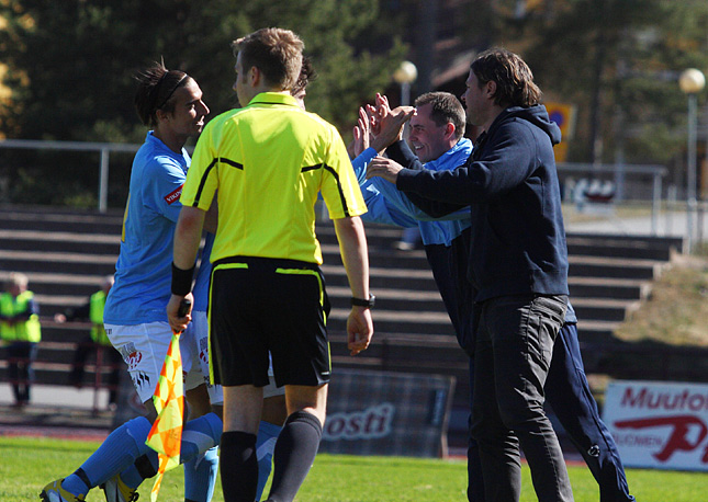 7.5.2011 - (FC PoPa-FC Hämeenlinna)