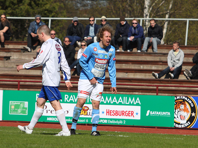 7.5.2011 - (FC PoPa-FC Hämeenlinna)