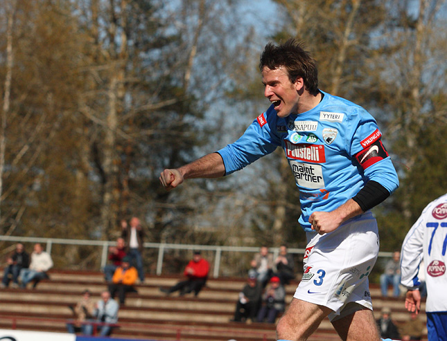 7.5.2011 - (FC PoPa-FC Hämeenlinna)