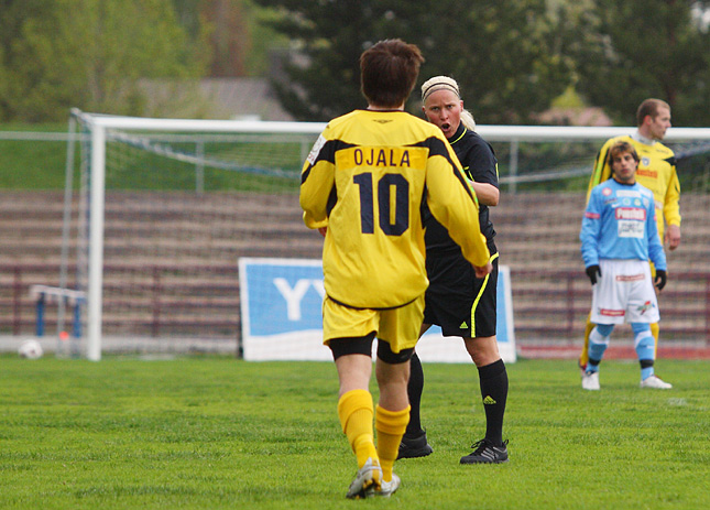 15.5.2011 - (FC PoPa-AC Oulu)