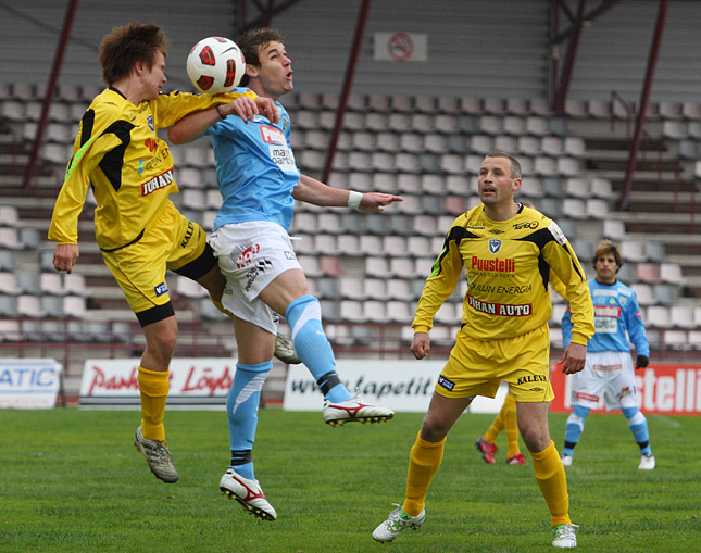 15.5.2011 - (FC PoPa-AC Oulu)