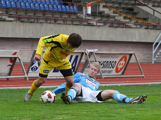 15.5.2011 - (FC PoPa-AC Oulu)