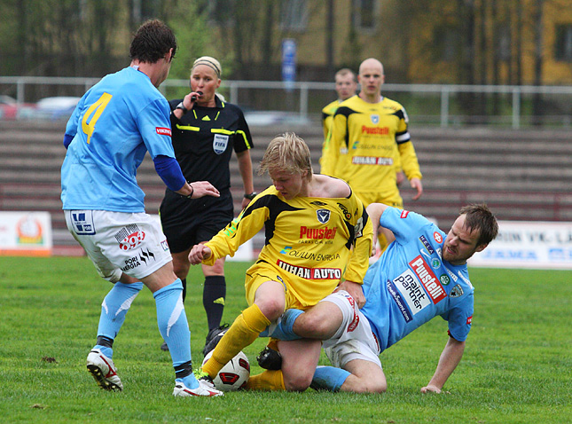 15.5.2011 - (FC PoPa-AC Oulu)