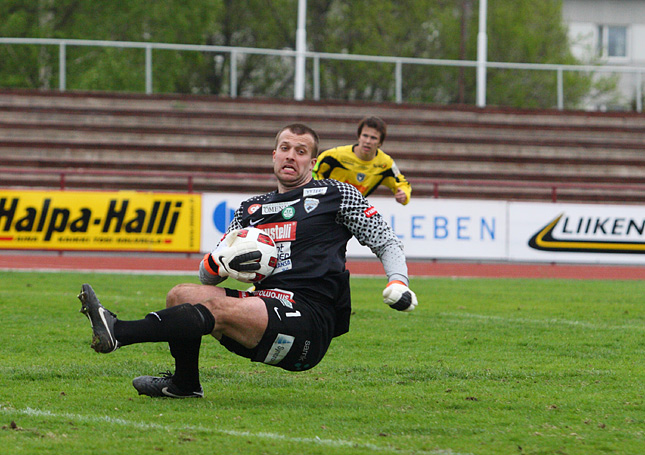 15.5.2011 - (FC PoPa-AC Oulu)