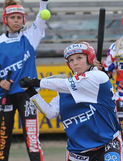 13.5.2011 - (Pesäkarhut B2-Pesäkarhut B1)