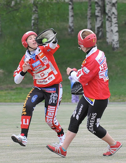 13.5.2011 - (Pesäkarhut B2-Pesäkarhut B1) 13.5.2011 - (Pesäkarhut B2-Pesäkarhut B1)