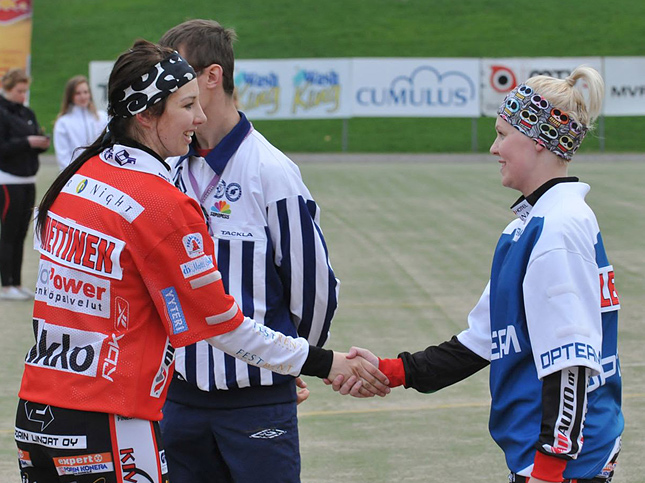 13.5.2011 - (Pesäkarhut B2-Pesäkarhut B1) 13.5.2011 - (Pesäkarhut B2-Pesäkarhut B1)