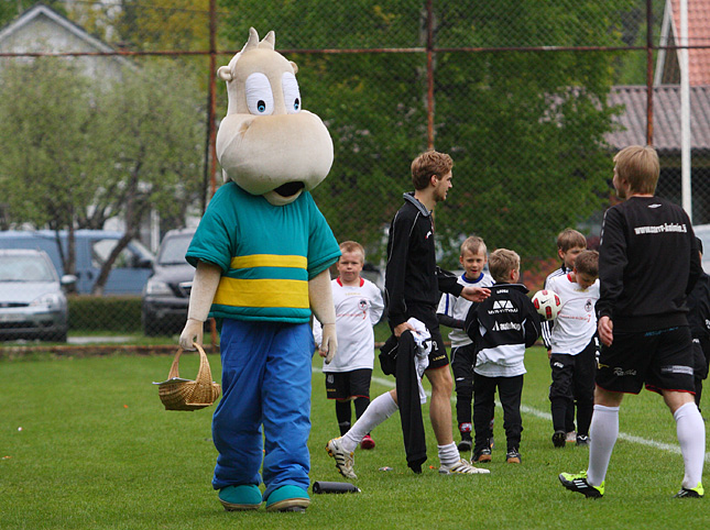 28.5.2011 - (Musan Salama-Tikkurilan Palloseura)