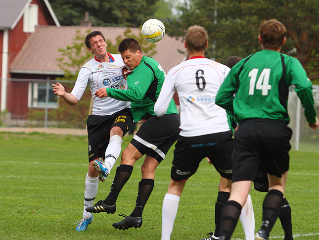 28.5.2011 - (Musan Salama-Tikkurilan Palloseura)