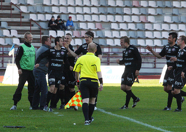 30.5.2011 - (FC PoPa-FC Lahti)