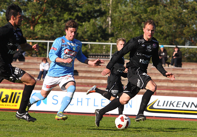 30.5.2011 - (FC PoPa-FC Lahti)