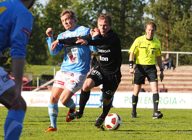 30.5.2011 - (FC PoPa-FC Lahti)