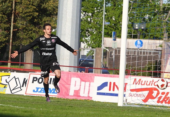 30.5.2011 - (FC PoPa-FC Lahti)