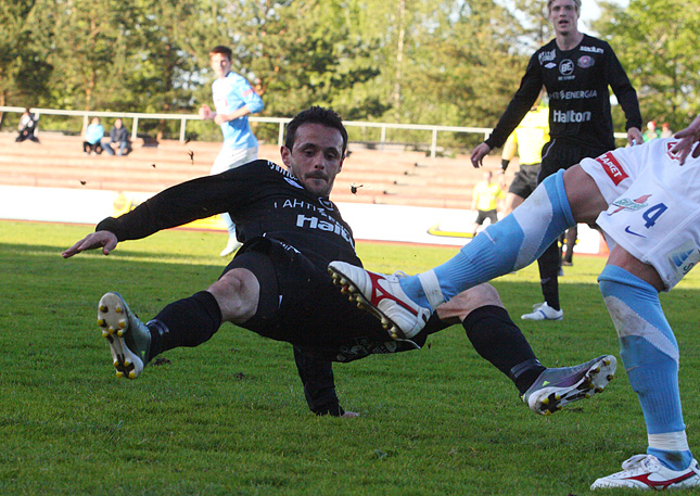 30.5.2011 - (FC PoPa-FC Lahti)