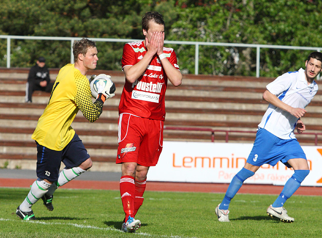 2.6.2011 - (FC Jazz-Lohjan Pallo)