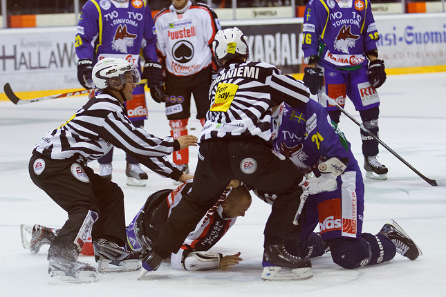 5.8.2011 - (Lukko-Ässät)