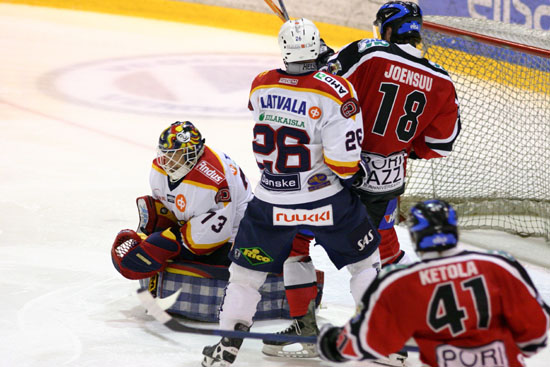 7.1.2005 - (Ässät-Jokerit)