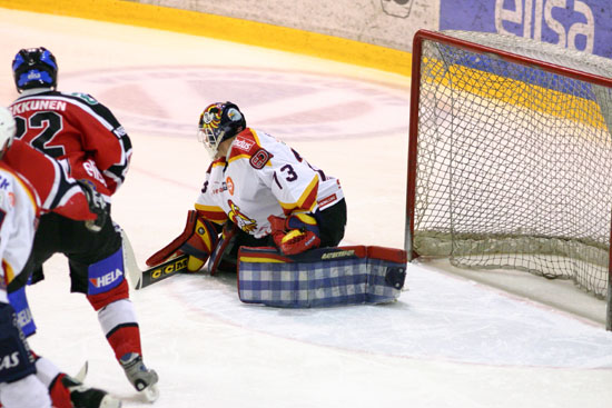 7.1.2005 - (Ässät-Jokerit)