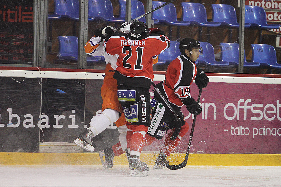 10.8.2012 - (Ässät A-Tappara A)