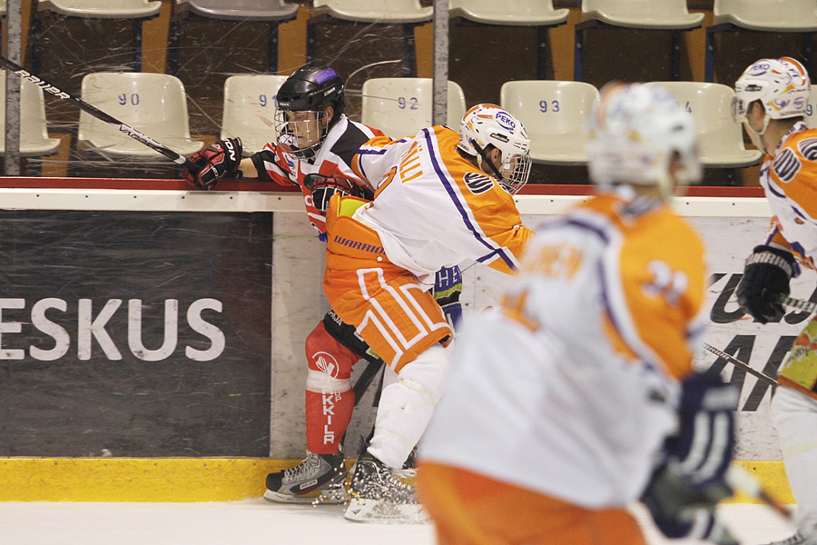 10.8.2012 - (Ässät A-Tappara A)