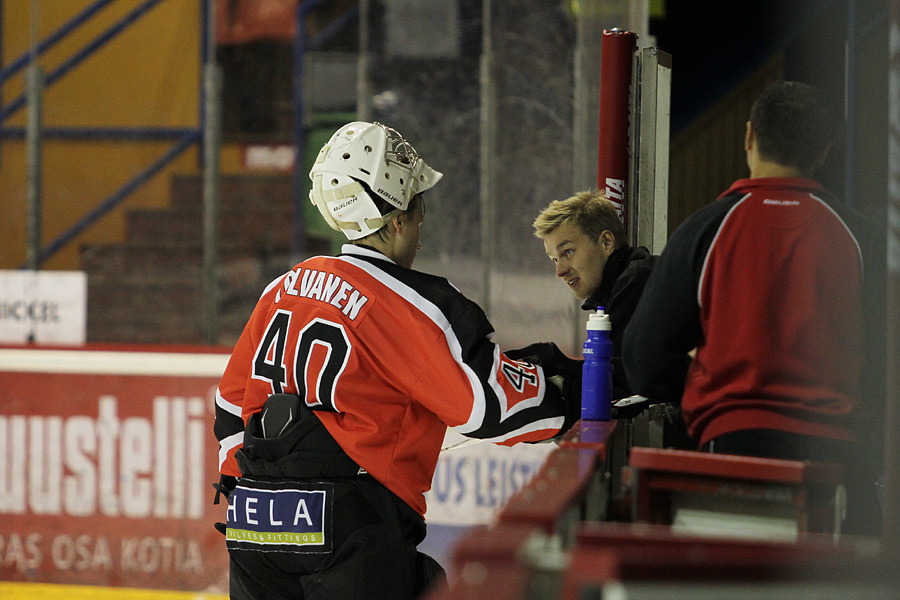 10.8.2012 - (Ässät A-Tappara A)